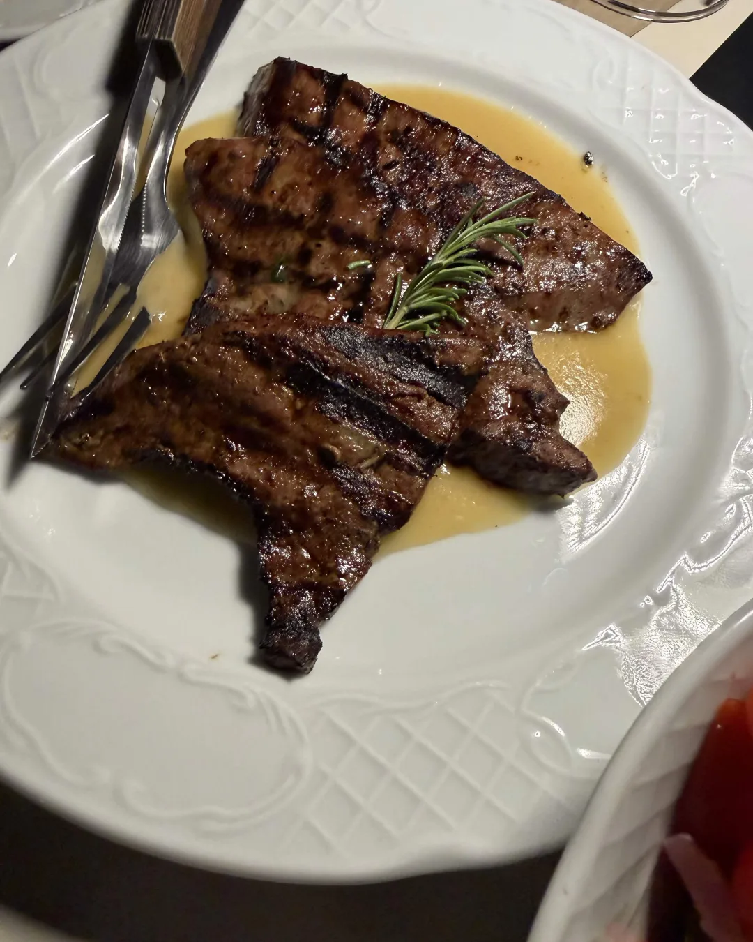 Grilled beef liver served at Taverna Aloni in Agioi Deka